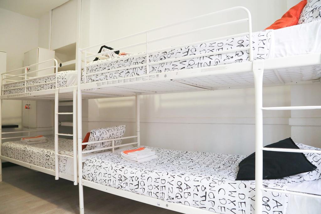 Hostels Meetingpoint Madri Exterior foto