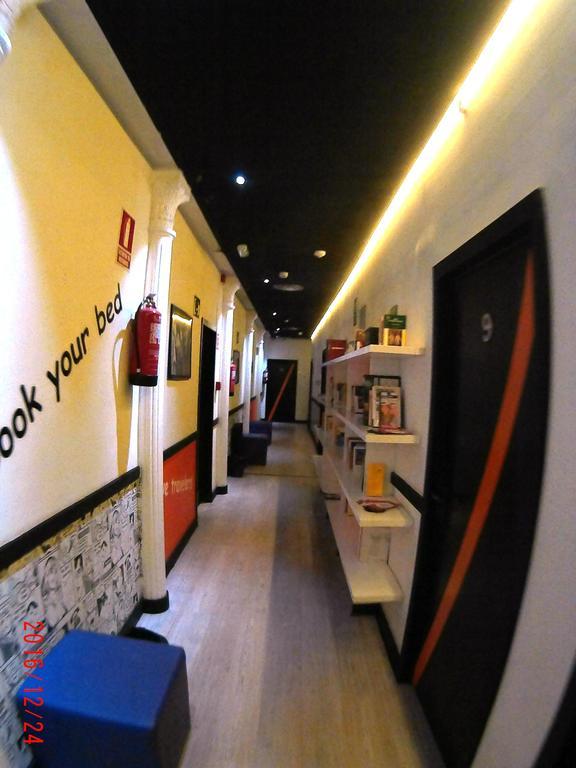 Hostels Meetingpoint Madri Exterior foto